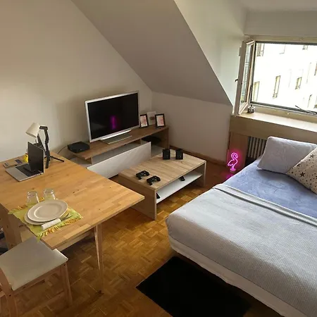 Chambre Confortable Et Grande